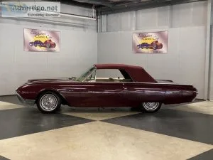 1961 Ford Thunderbird