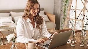 Become an Amazon Customer Care Manager