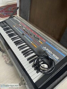 Roland Juno 106 Synthesizer