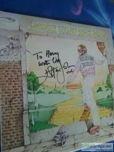 ELTON JOHN AUTOGRAPHGOODBYE YELLOW BRICK ROAD ALBUMMID 90 SATLAN
