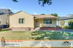 Wonderful 3-Bed Family Home in the Carson Park Area of Lakewood