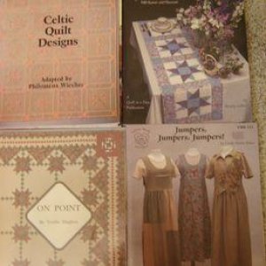NEEDLEWORK ARTS Library of 30 large softcovers and 15 leaflets. 
