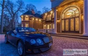 Hiring Live-In HouseKeeper-Companio n In Mansion. Owner Male 41 