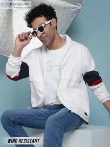 Get upto 50% off on trendy winter jackets & windcheater at beyou