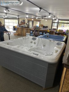 Sundance used hot tub for sale