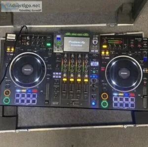 Pioneer DJ XDJ-XZ Professional 4-channel all-in-one