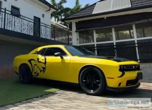 Extremely clean 2017 Doge Challenger SRT