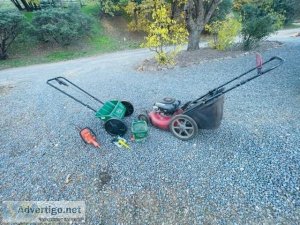 Murray High-wheel lawnmower FREE wother lawn equipment (Julian C