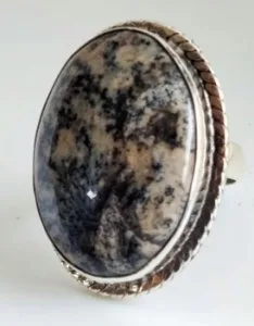 Shop psilomelane dendrite jewelry for ladies