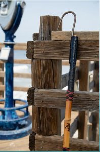 Choose the fishing tools and accessories