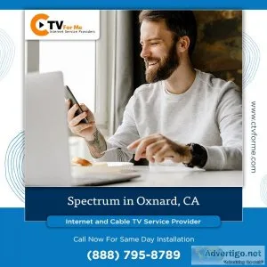 What features does the spectrum voice service offer?