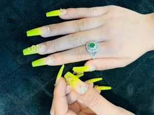 Glossy Nail Extension In Kolkata By The 20 Nail Story