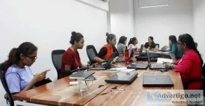 On demand private meeting rooms and presentation space