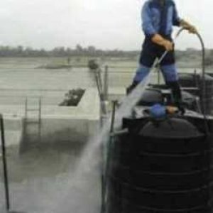 Receive the best water tank cleaning services