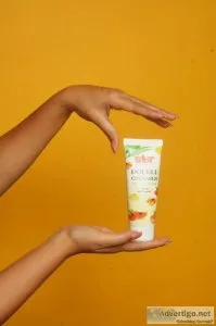 Discover the best cleansers online in india for acne-prone skin