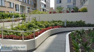 Transforming small yards: landscape construction ideas for limit