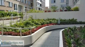 Transforming small yards: landscape construction ideas for limit