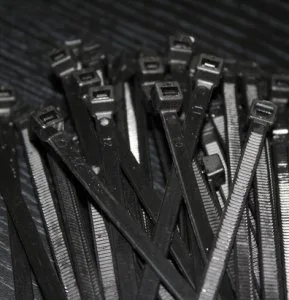 Non releasable cable ties