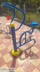 Outdoor gym equipment