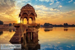 Gadisar lake sightseeing place in jaisalmer, tourist attractions