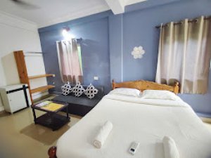 Looking for the best hotel in goa visit candolin glitter sand