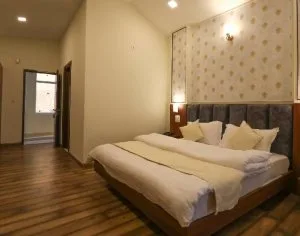 Top 10 best hotels in kasauli for family