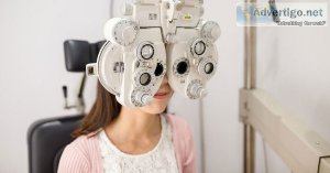 Cure retinal issue with an eye doctor