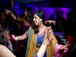 How to explain the wedding entertainment services in alwar?