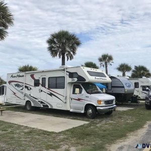 2005 Four Wind Fun Mover 31C Class C Motorhome