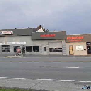 MECHANIC GARAGE with its BUILDING  INCOME  DUPLEX Beauce