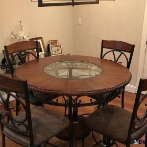 Kitchenette table and chairs