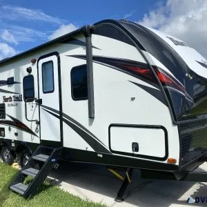 2020 Northtrail 24 BHS camper