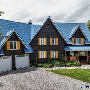 Superb prestigious house on intimate land in Beauce
