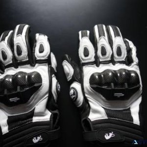 New Pair Leather - Carbon Fiber Vented Motorcycle Gloves - XL