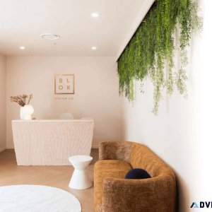 Enhance Your Space with this Lifelike Fake Hanging Ivy Plant