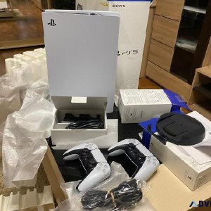 Sony Playstation 5 PS5 Console (disc version)