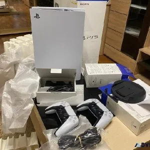 Sony Playstation 5 PS5 Console (disc version)