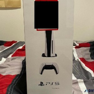 &quotBrand New PS5  Bonus Controller Up for Grabs"