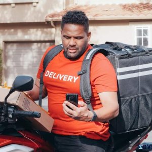 1000 a week - NOW HIRING - Delivery with uber