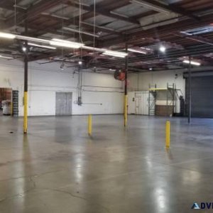 Small Business Warehouse for Rent in Los Angeles CA - 524