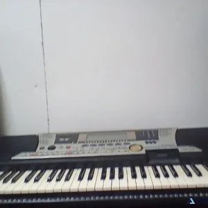 Yamaha keyboard - Priced to Sell 