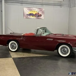 1957 Ford Thunderbird