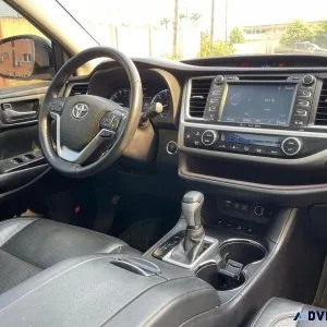 Cheap toyota Navigator