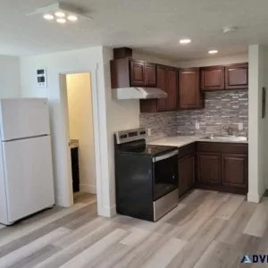 3 Bedroom Full Detached Apt for sale