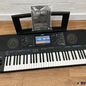 YAMAHA PSR-SX900 KEYBOARD AVAILABLE
