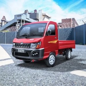 Mahindra trucks mileage, features & specifications
