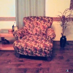 1 chair