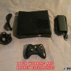 Xbox 360 Slim 250gb With Accessories