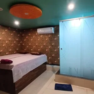 Tourists wellness thai spa