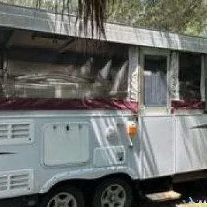 2010 Avalon Pop Up Camper